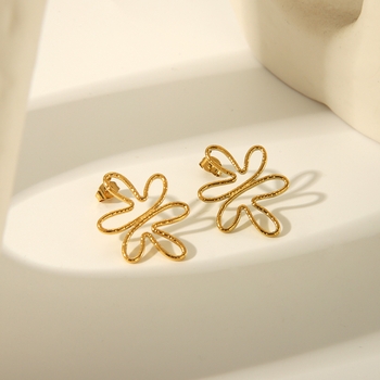 IG Luxe Studs