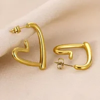 Sweetheart Glow Studs