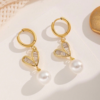Heartstrings Necklace and Earrings Set