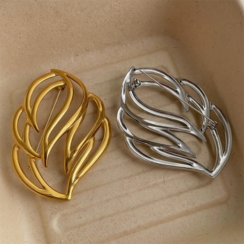 Kora Leaf Brooch